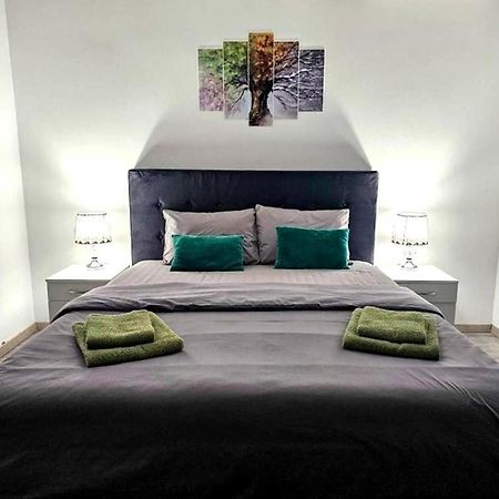 Sleep & Go Apartment Surcin Luaran gambar