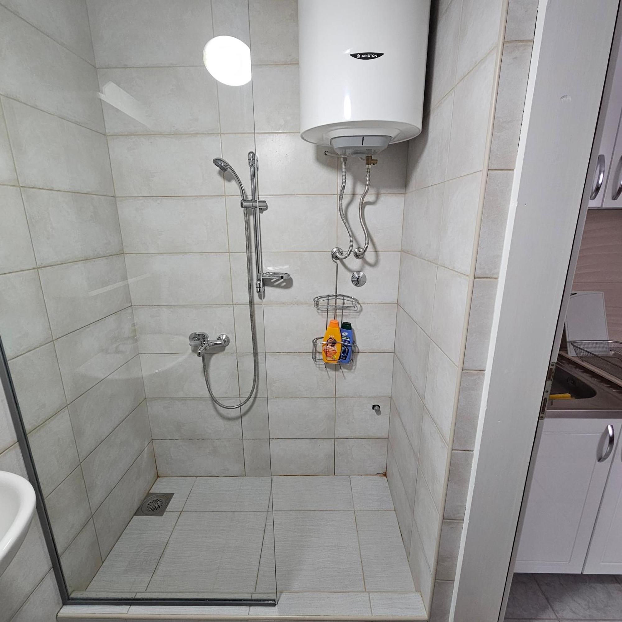 Sleep & Go Apartment Surcin Luaran gambar