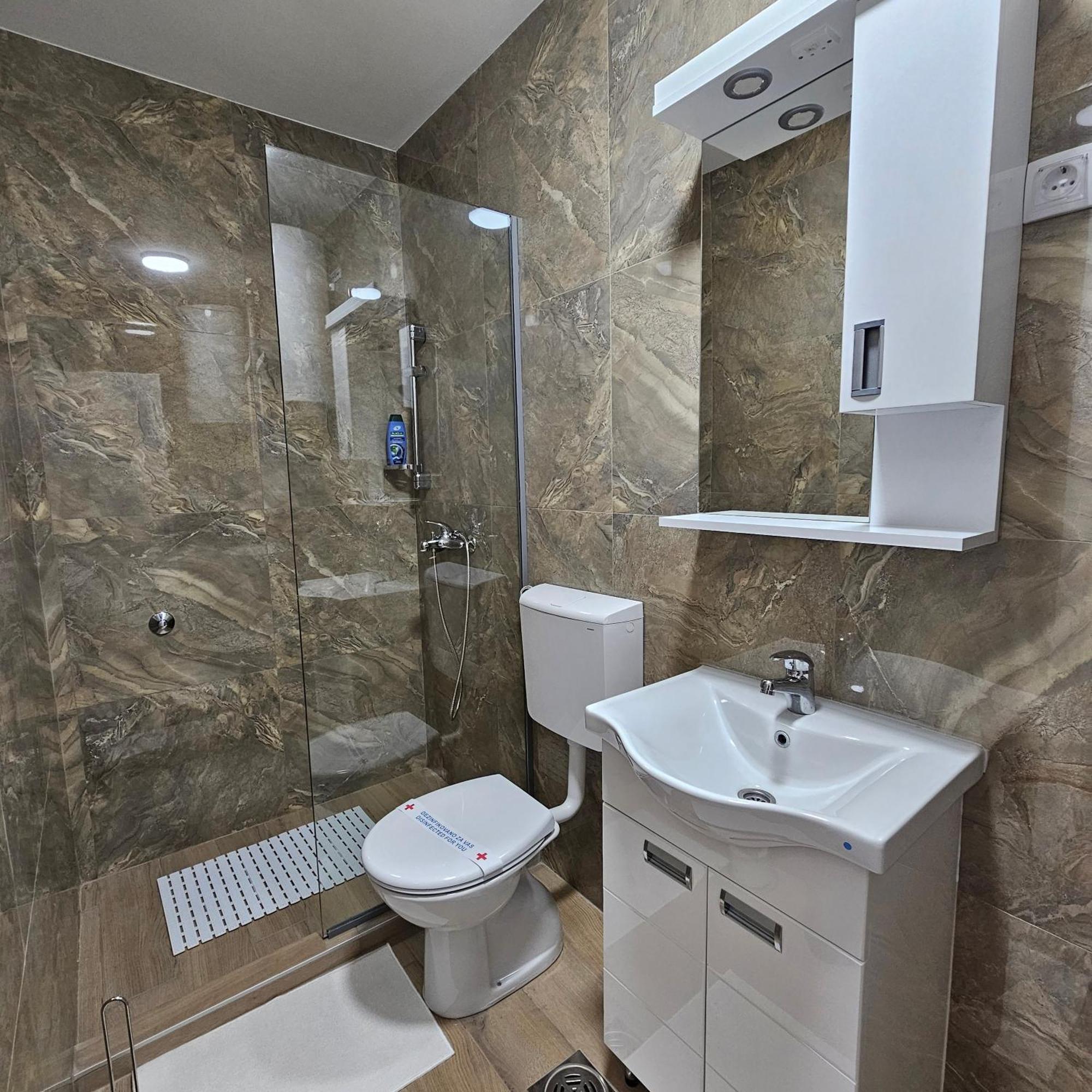 Sleep & Go Apartment Surcin Luaran gambar